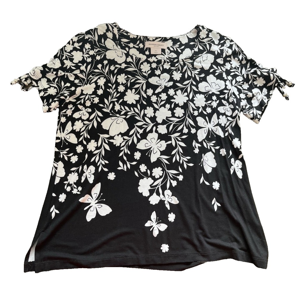 Allison Daley Black and White Floral Embellished Knit Top Sz PS Short Sleeve J12